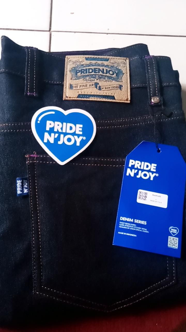 Customer photo 9