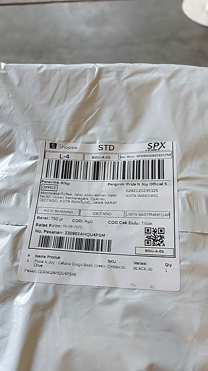 Customer photo 9