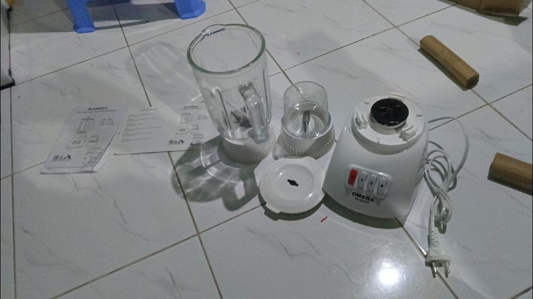 Blender National Omega BL-T11A - Blender Serbaguna dengan Efisiensi Tinggi photo review