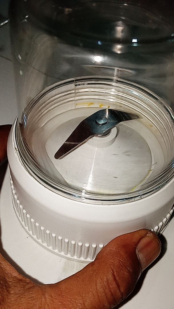 Blender National Omega BL-T11A - Blender Serbaguna dengan Efisiensi Tinggi photo review