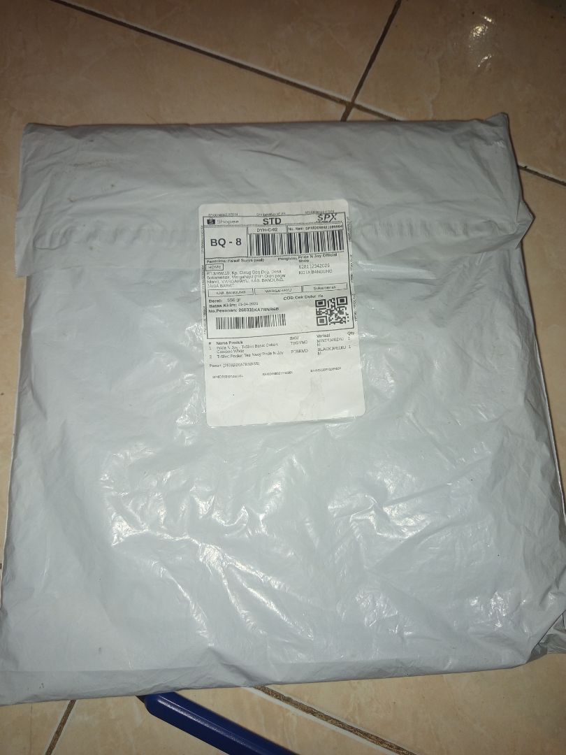 Customer photo 4